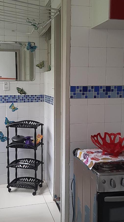 Rio Vermelho Orla Apartment: 2-bedroom Beachfront With Wi-fi & A/c Apartment